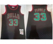 Men's Chicago Bulls #33 Scottie Pippen Black 1997-98 Finals Throwback Stitched Basketball Jersey