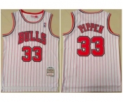 Men's Chicago Bulls #33 Scottie Pippen White Throwback Stitched Basketball Jersey