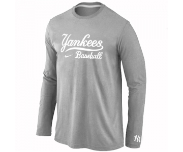 New York Yankees Long Sleeve T-Shirt Grey