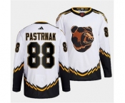 Men's Boston Bruins #88 David Pastrnak 2022 White Reverse Retro Stitched Jersey