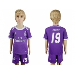 Real Madrid #19 Modric Away Kid Soccer Club Jersey2