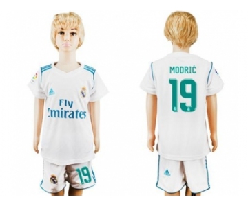 Real Madrid #19 Modric White Home Kid Soccer Club Jersey